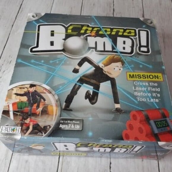 PlayMonster Chrono Bomb Original The Game Fun Laser Mission Game - Picture 1 of 2